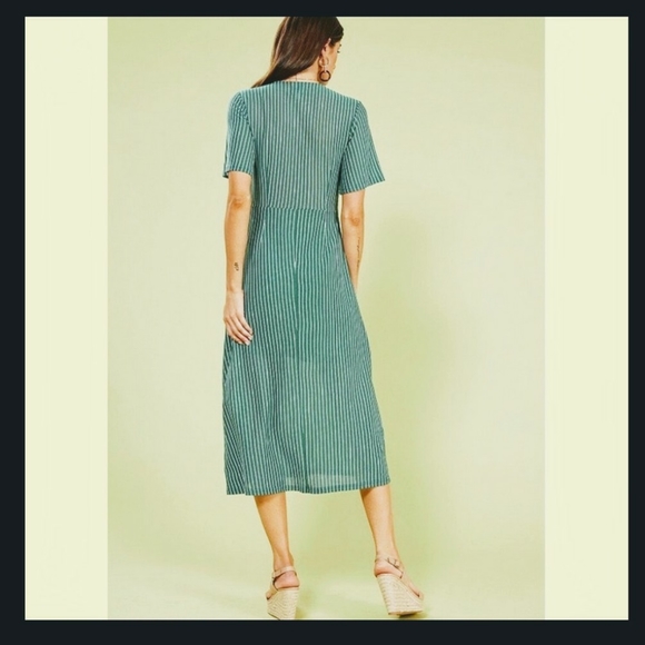 All In Favor Front Knot Dress - Picture 8 of 9